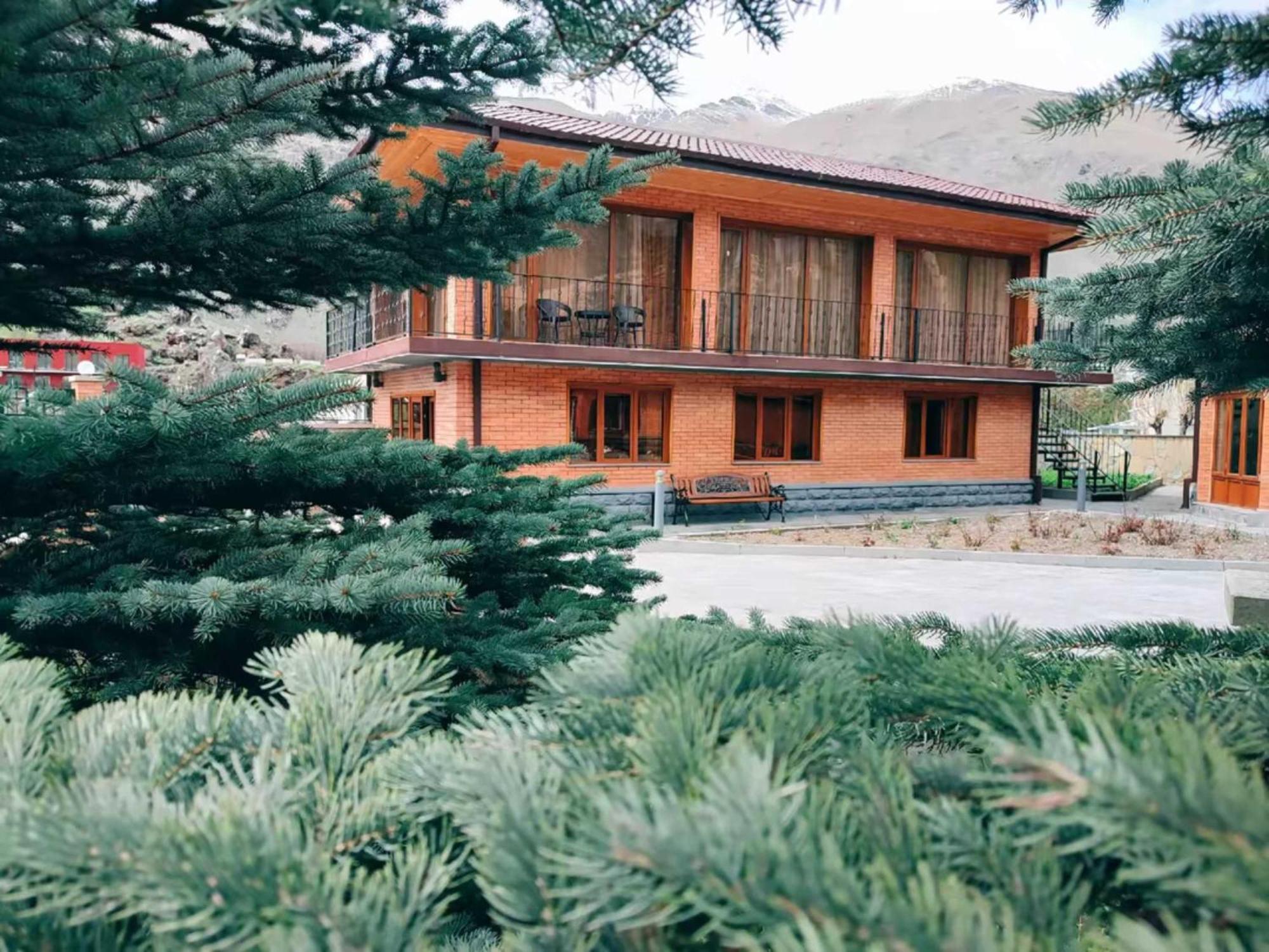 Vardisubani Villa Kazbegi Esterno foto