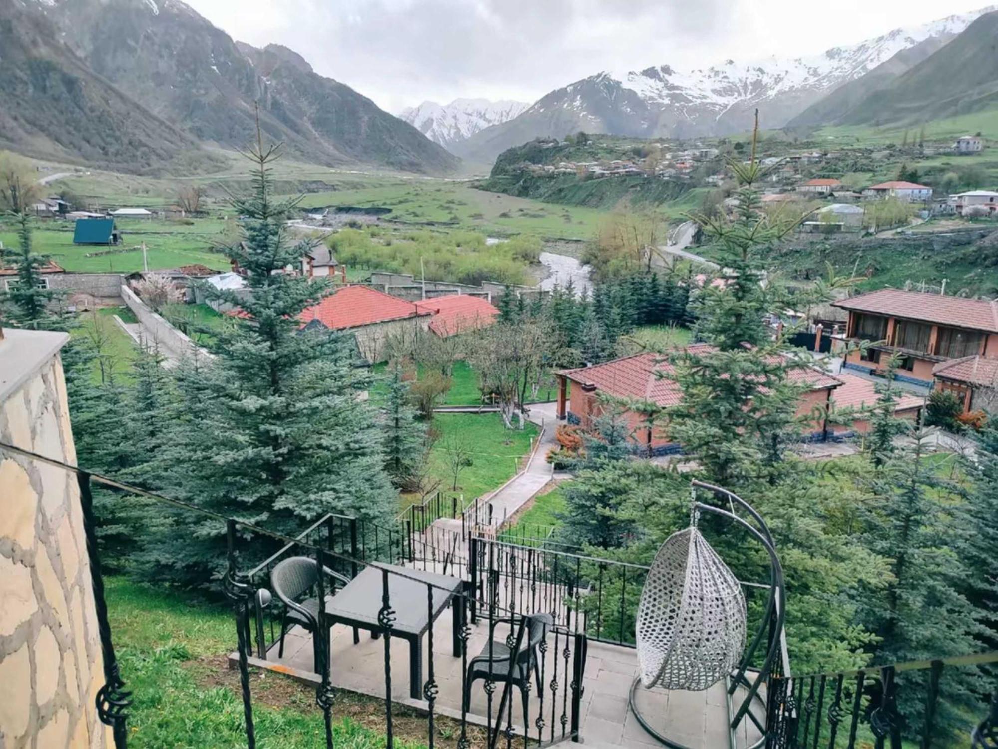 Vardisubani Villa Kazbegi Esterno foto